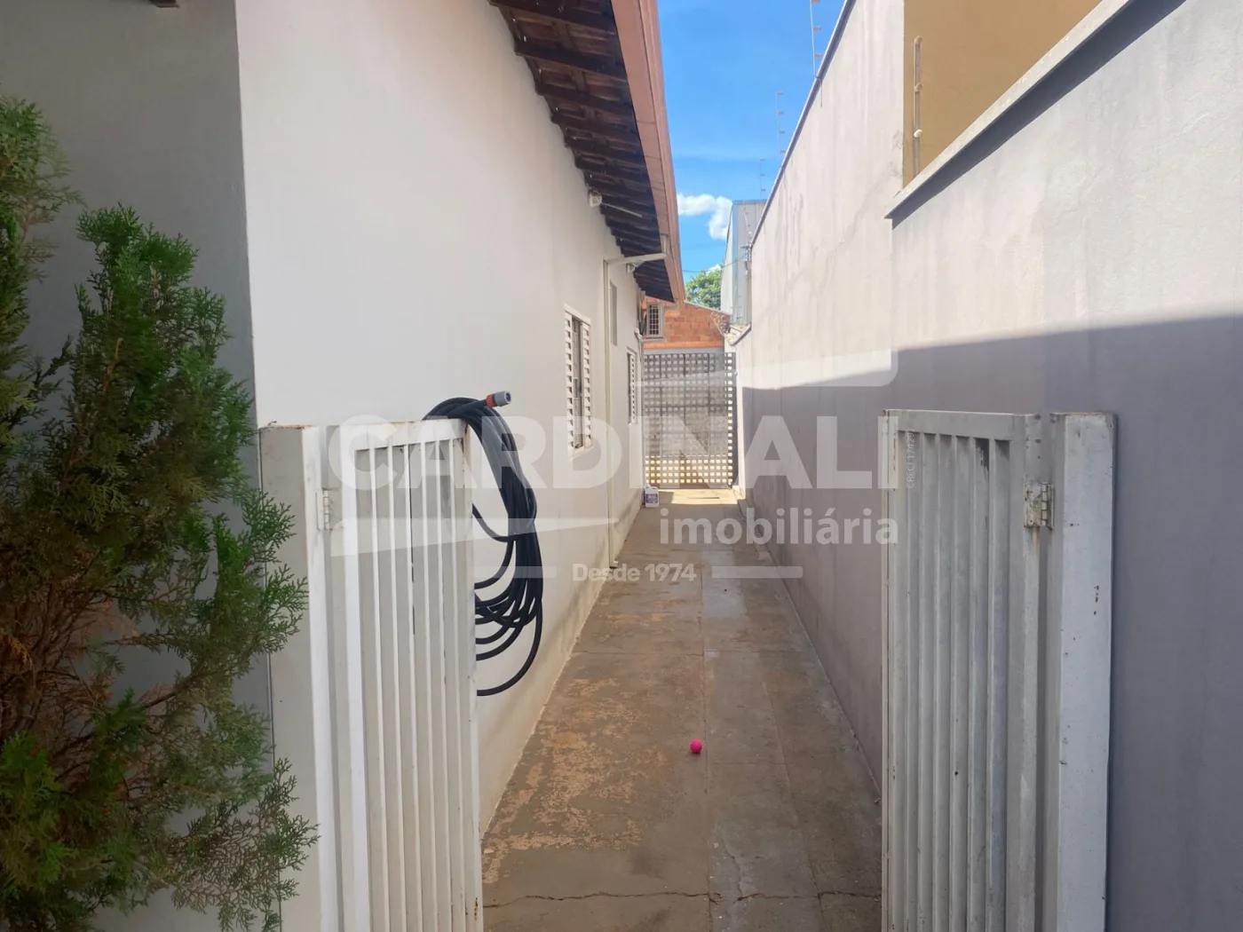 Comprar Casa / Padr&atilde;o em Araraquara R$ 380.000,00 - Foto 5