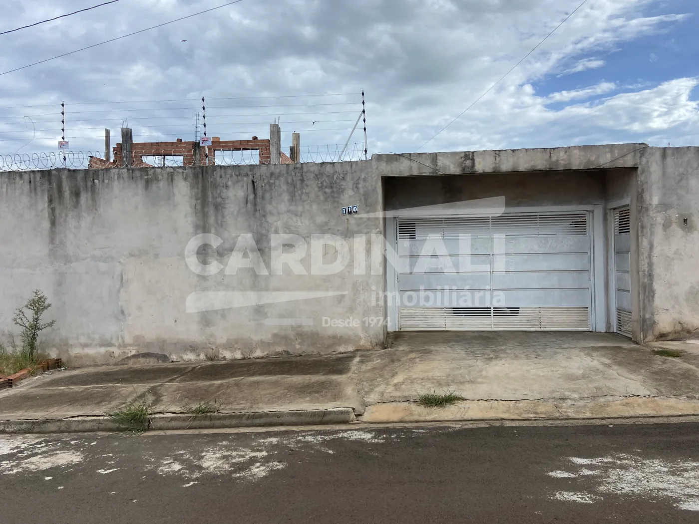 Comprar Casa / Padr&atilde;o em S&atilde;o Carlos R$ 350.000,00 - Foto 1