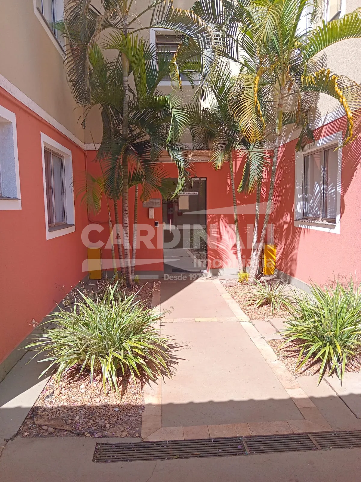Comprar Apartamento / Padr&atilde;o em Araraquara R$ 155.000,00 - Foto 1