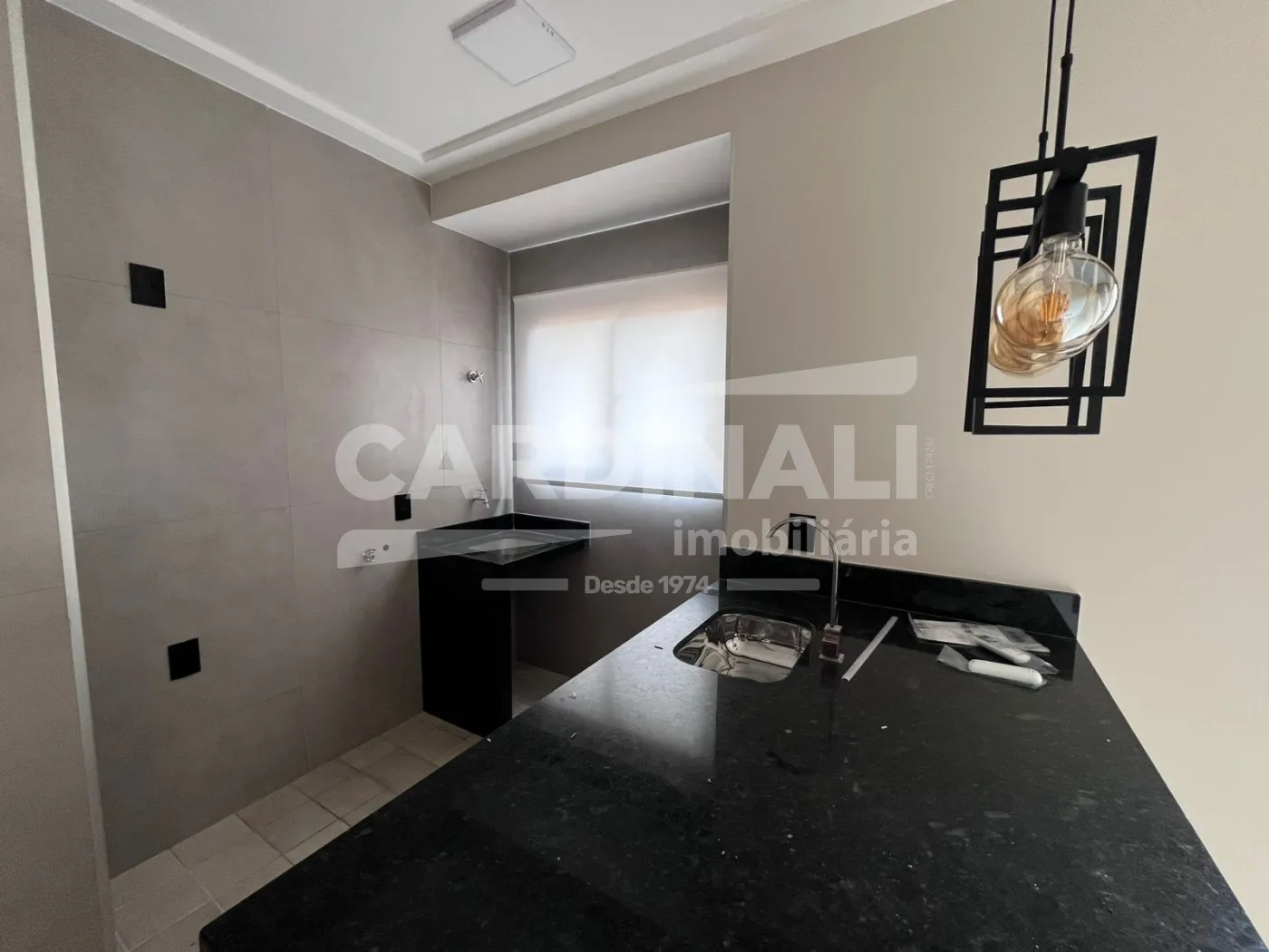 Alugar Apartamento / Padr&atilde;o em Ribeir&atilde;o Preto R$ 1.900,00 - Foto 2