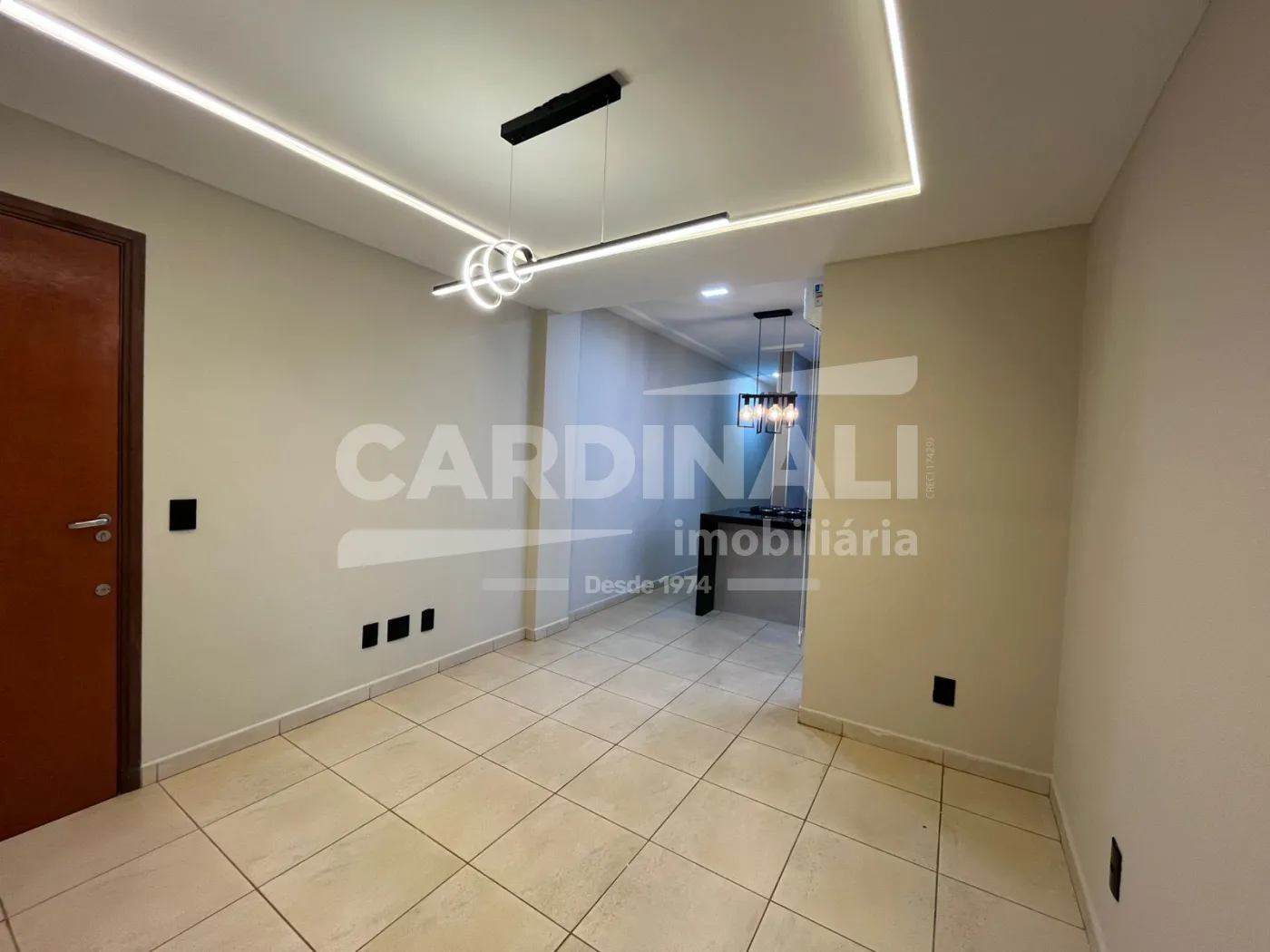 Alugar Apartamento / Padr&atilde;o em Ribeir&atilde;o Preto R$ 1.900,00 - Foto 3