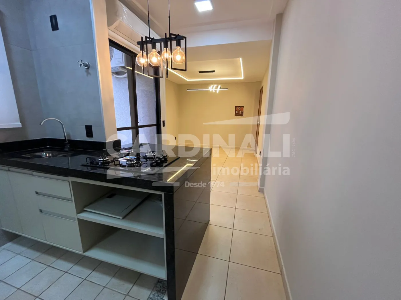 Alugar Apartamento / Padr&atilde;o em Ribeir&atilde;o Preto R$ 1.900,00 - Foto 4
