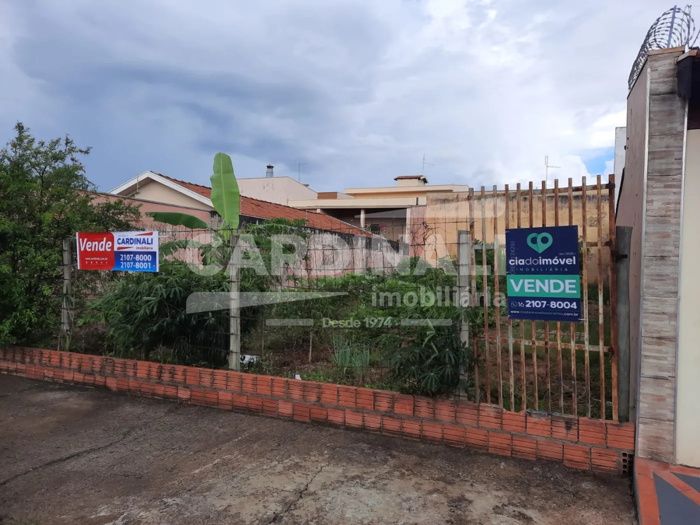 Terreno / Padr&atilde;o em S&atilde;o Carlos , Comprar por R$265.000,00