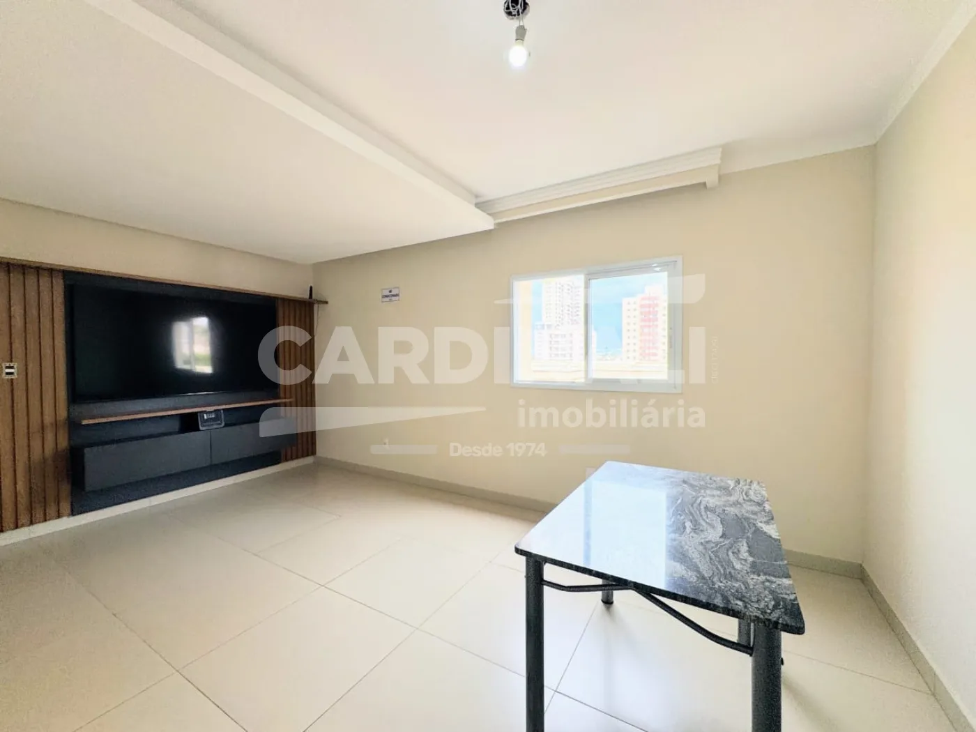 Apartamento / Padr&atilde;o em Ribeir&atilde;o Preto Alugar por R$2.200,00