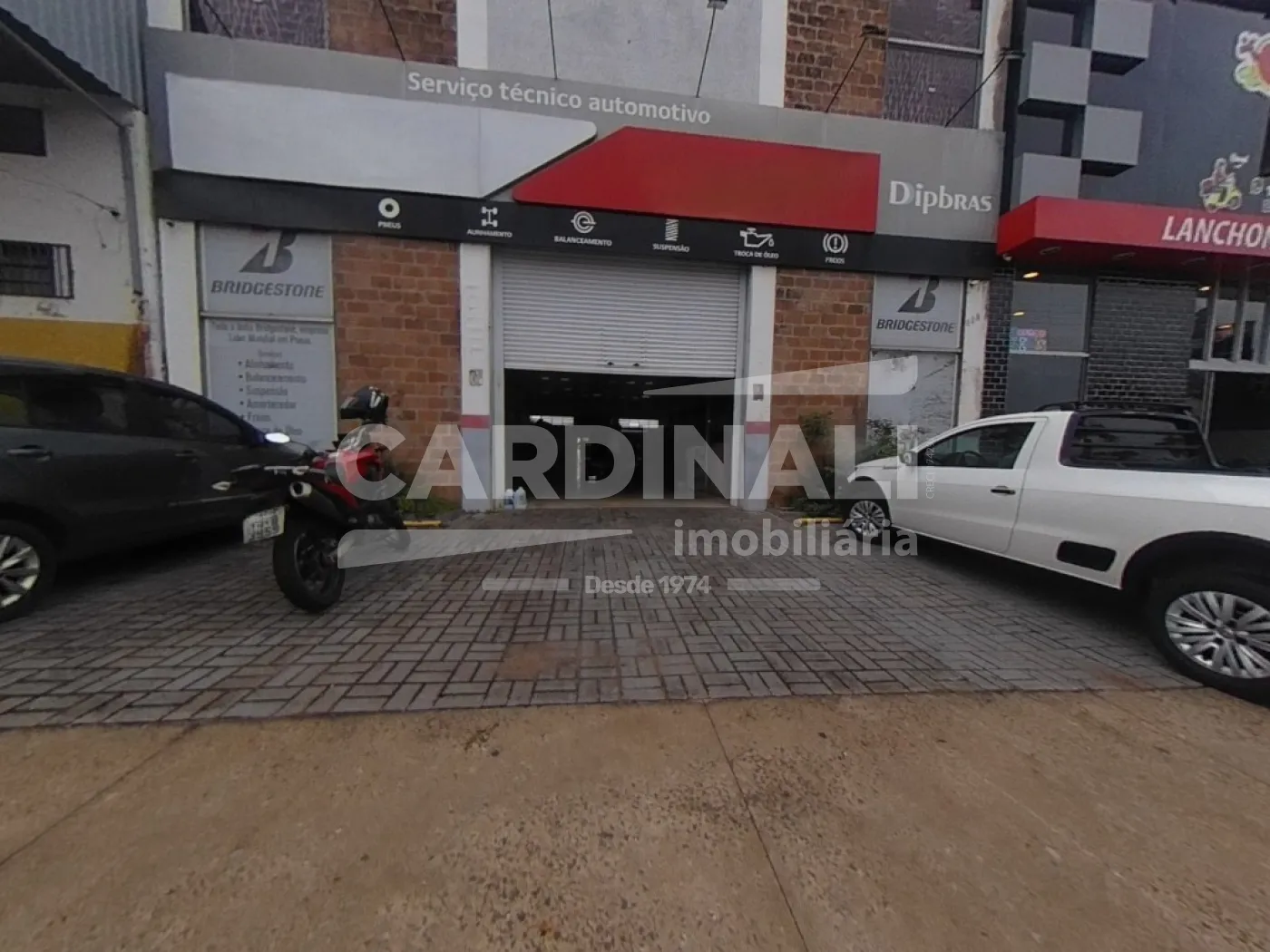 Comercial / Barrac&atilde;o em S&atilde;o Carlos Alugar por R$15.000,00