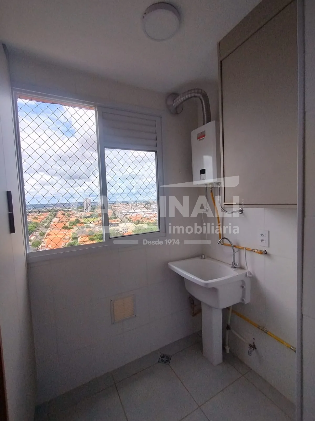Comprar Apartamento / Padr&atilde;o em Araraquara R$ 384.000,00 - Foto 7