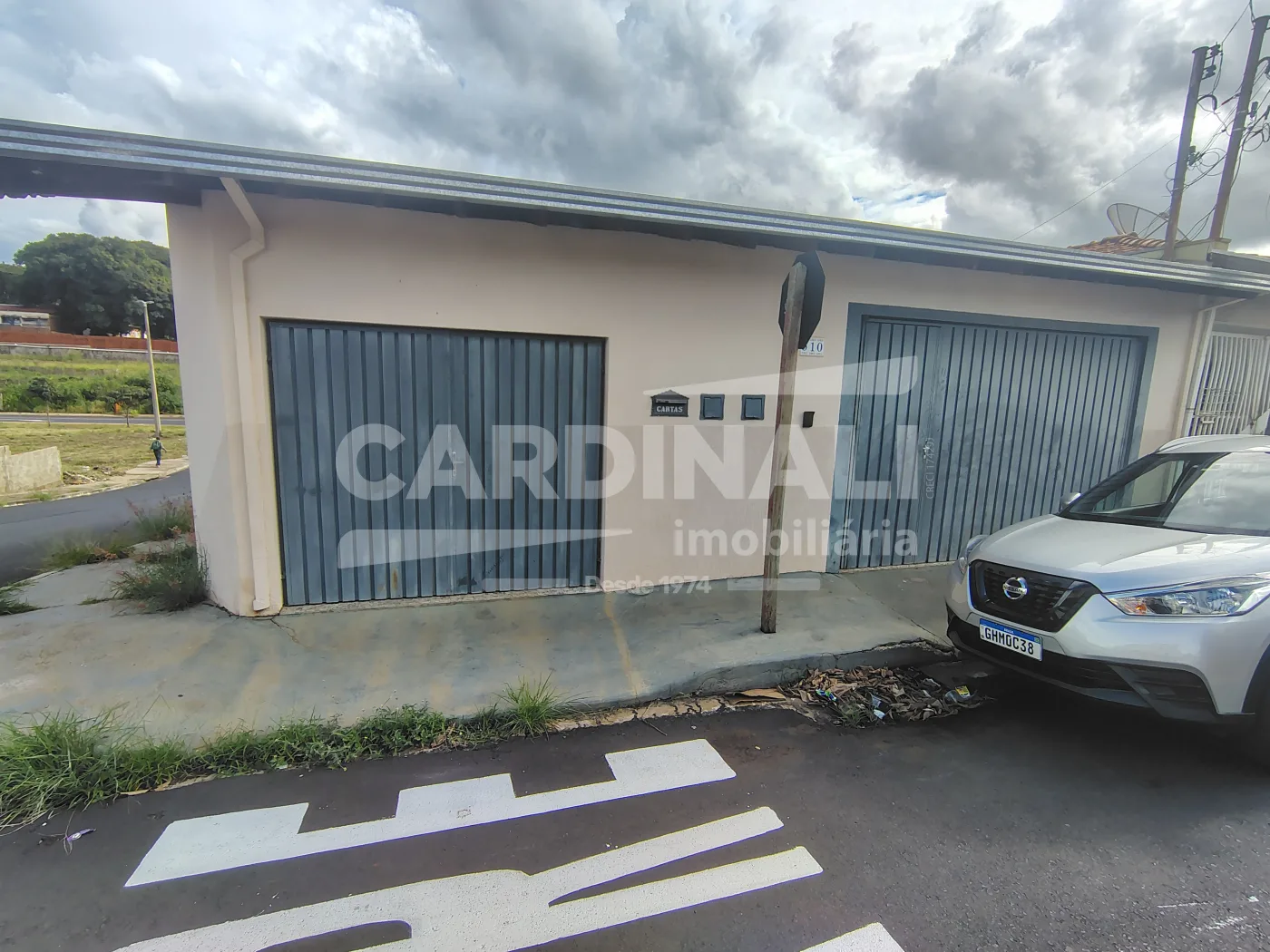 Alugar Casa / Padr&atilde;o em S&atilde;o Carlos R$ 1.445,00 - Foto 1