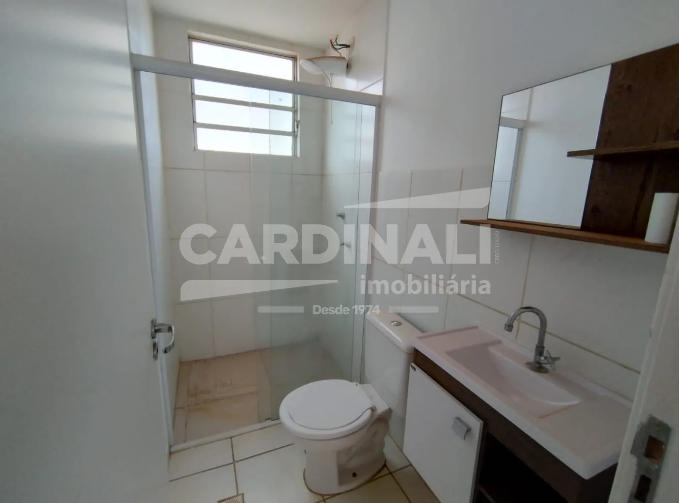 Comprar Apartamento / Padr&atilde;o em Araraquara R$ 135.000,00 - Foto 3