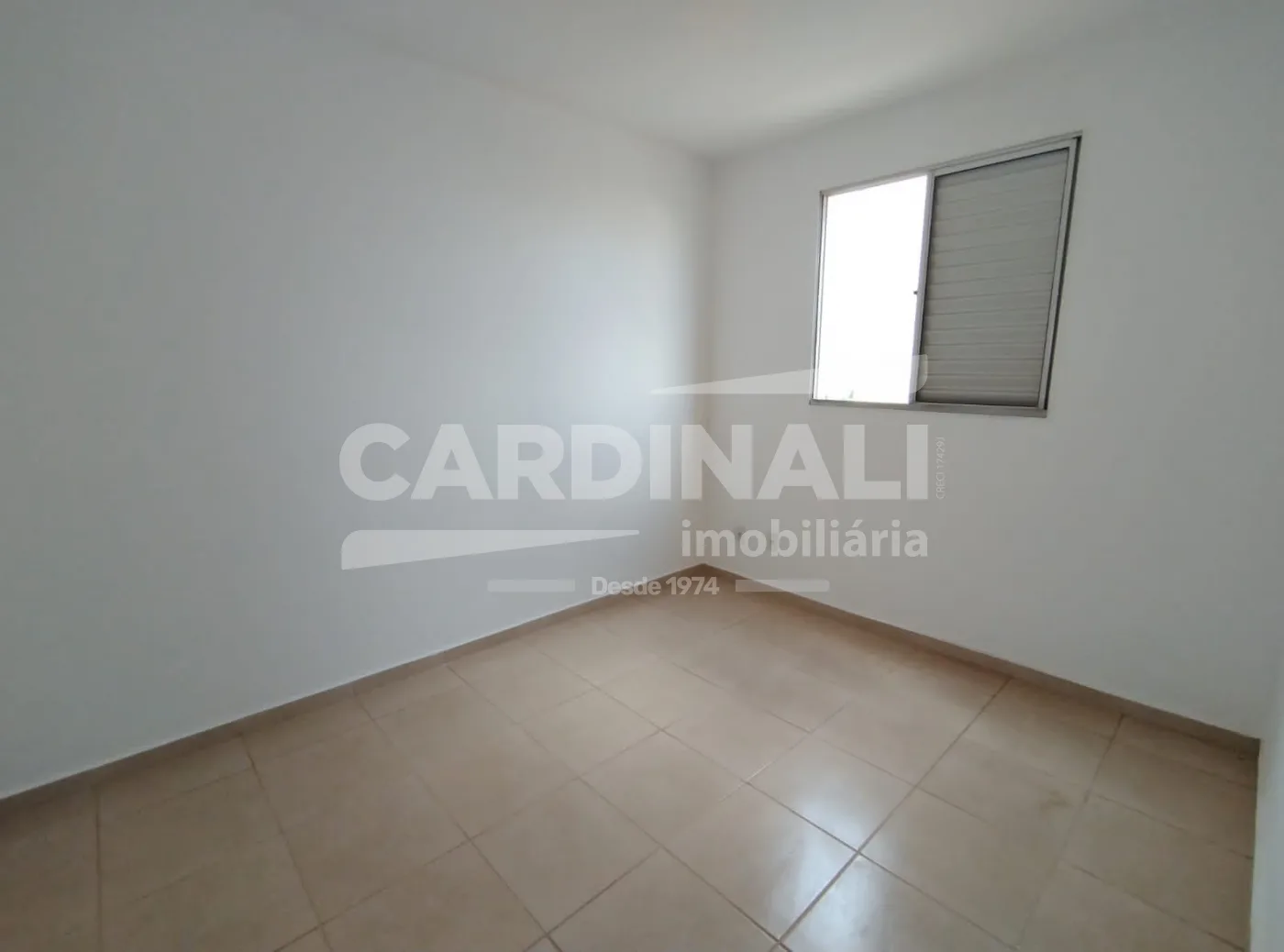 Comprar Apartamento / Padr&atilde;o em Araraquara R$ 135.000,00 - Foto 5