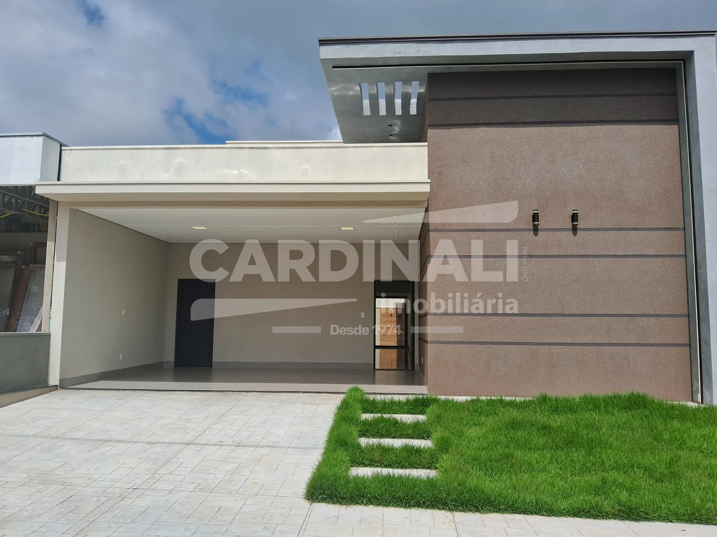 Alugar Casa / Condom&iacute;nio em Araraquara R$ 5.800,00 - Foto 1