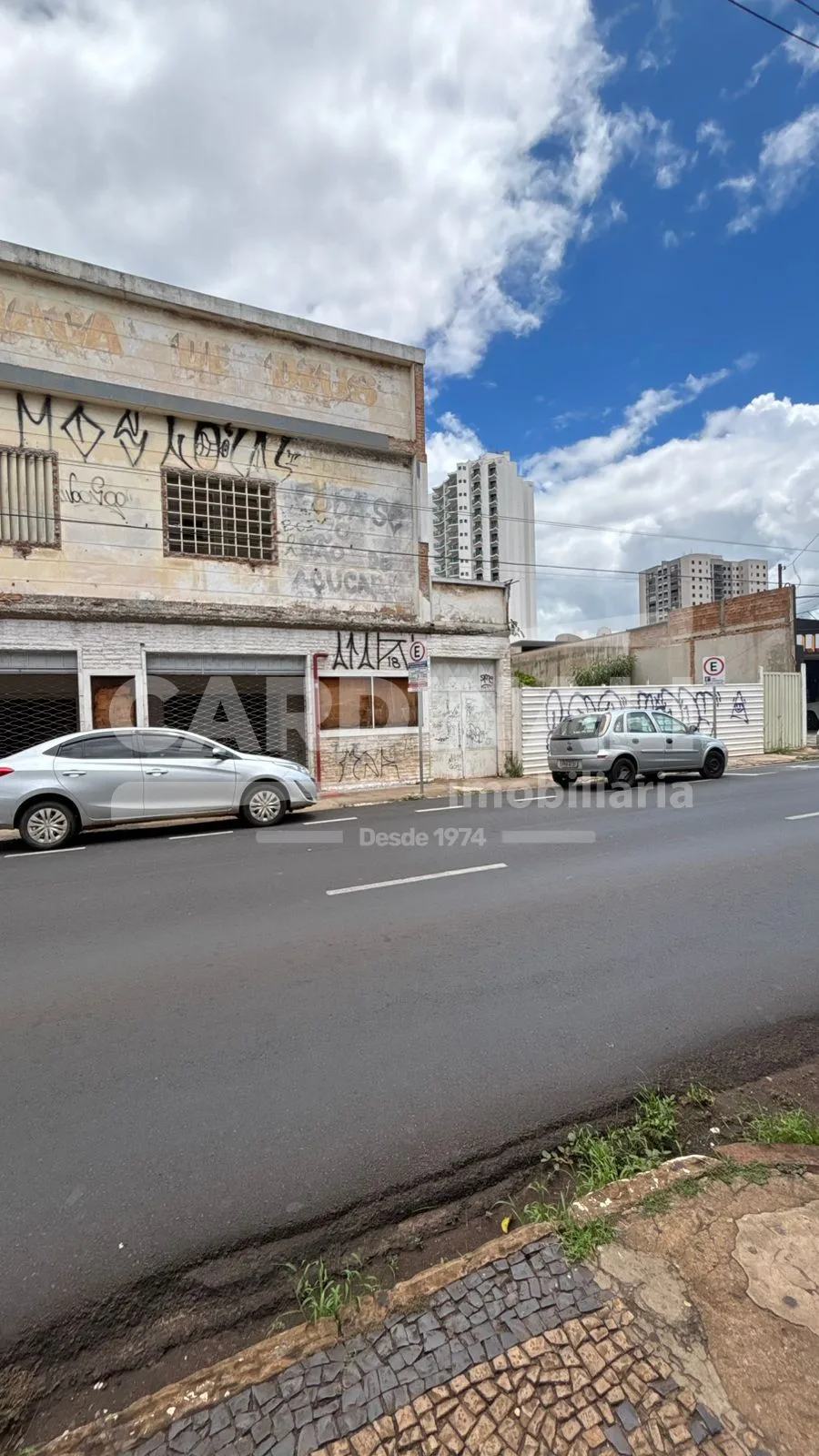 Alugar Comercial / Sal&atilde;o em Araraquara R$ 25.000,00 - Foto 3