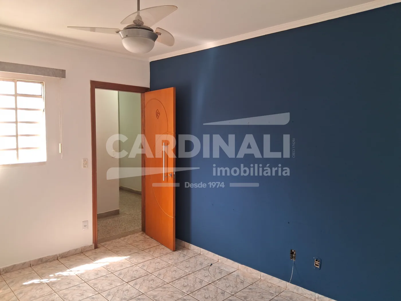 Alugar Apartamento / Padr&atilde;o em Araraquara R$ 700,00 - Foto 1