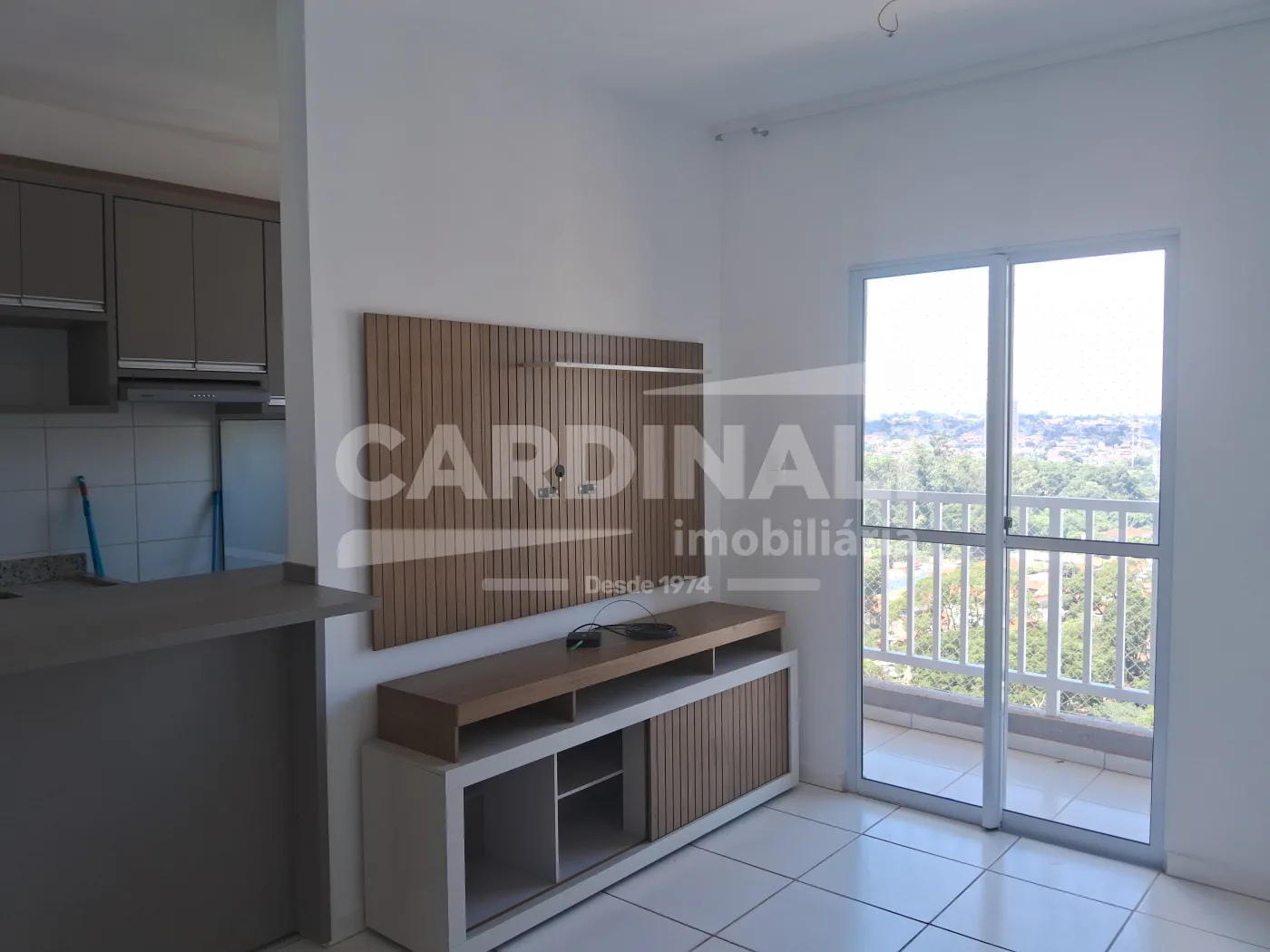 Alugar Apartamento / Padr&atilde;o em Araraquara R$ 1.500,00 - Foto 3
