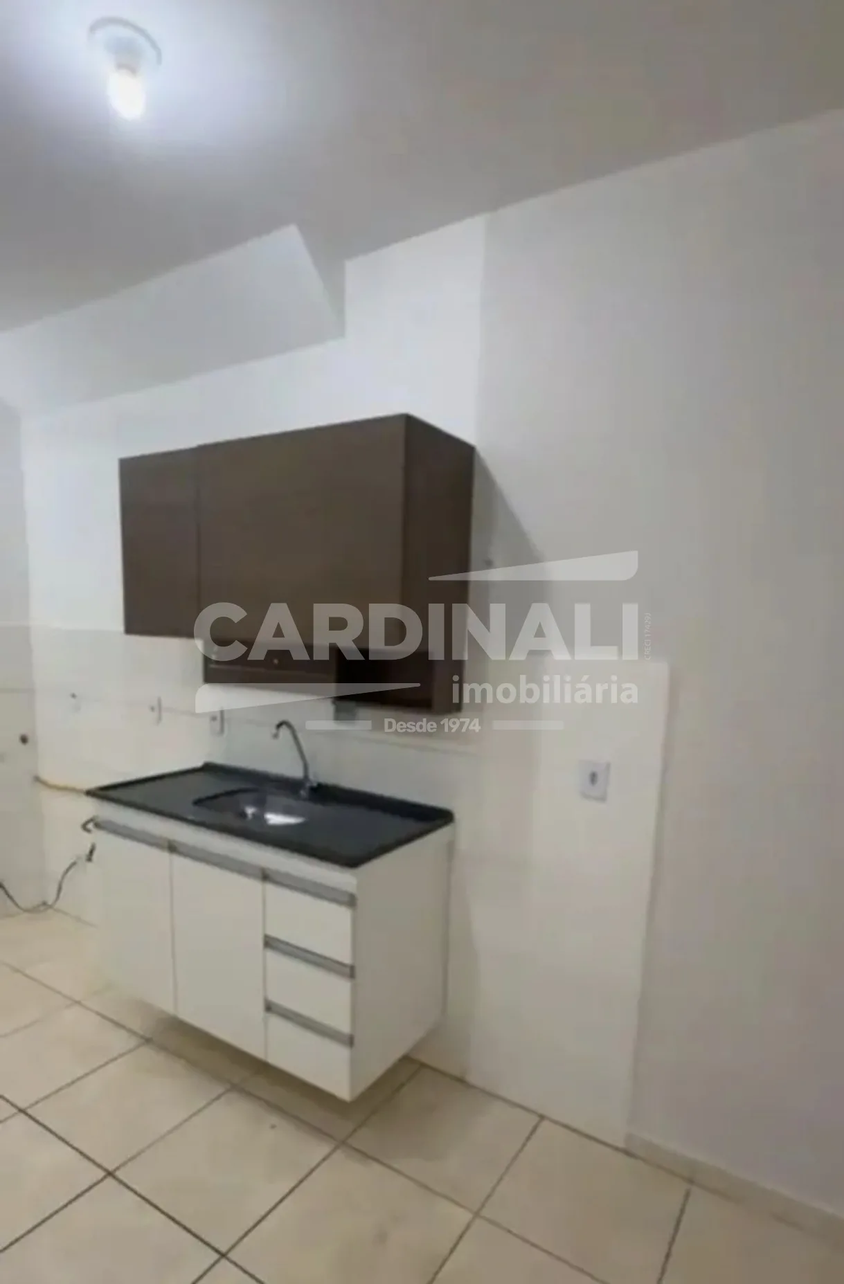 Comprar Apartamento / Padr&atilde;o em Araraquara R$ 176.000,00 - Foto 4