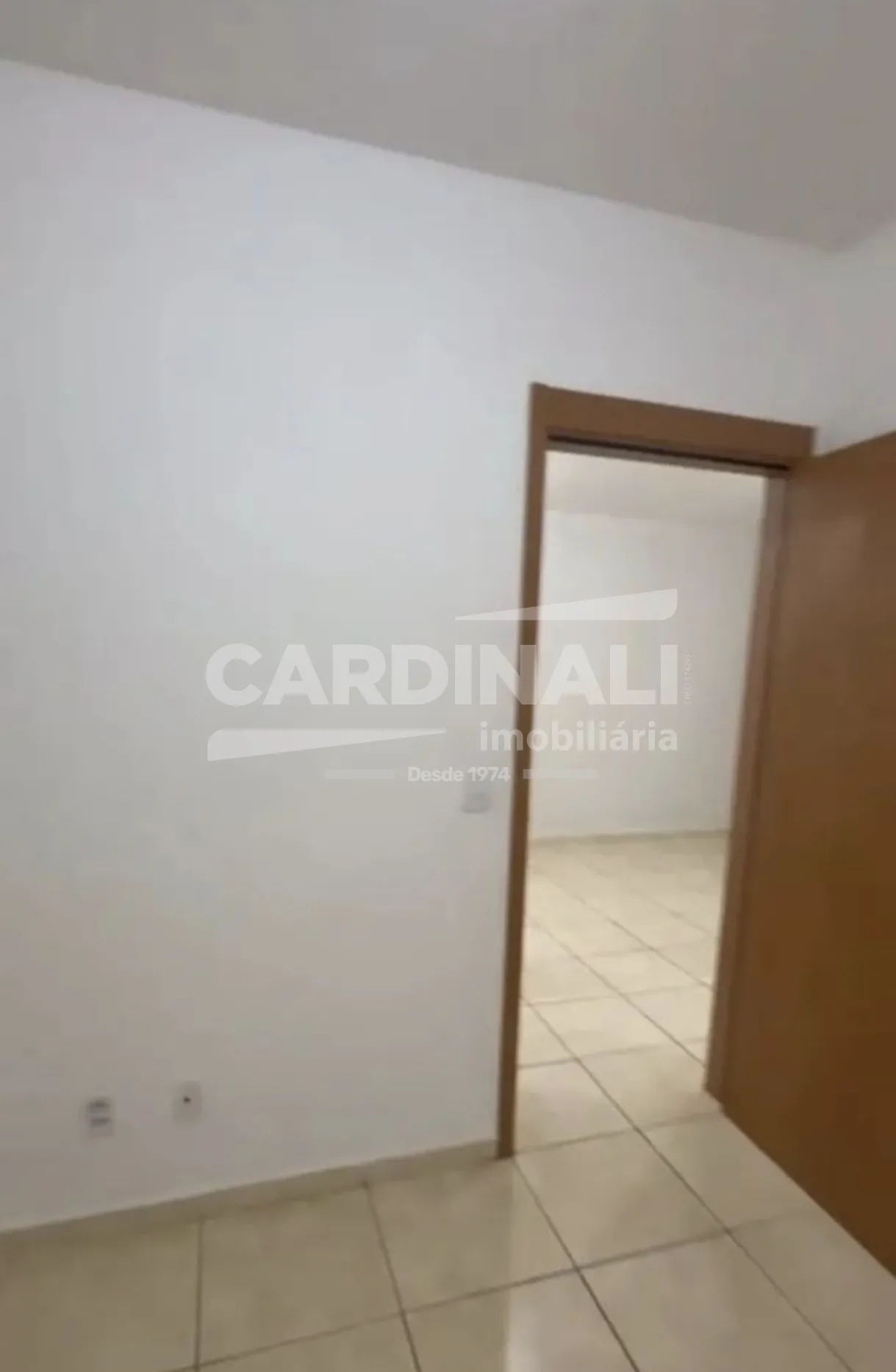 Comprar Apartamento / Padr&atilde;o em Araraquara R$ 176.000,00 - Foto 10