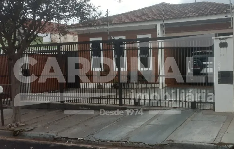 Comprar Casa / Padr&atilde;o em Araraquara R$ 530.000,00 - Foto 2