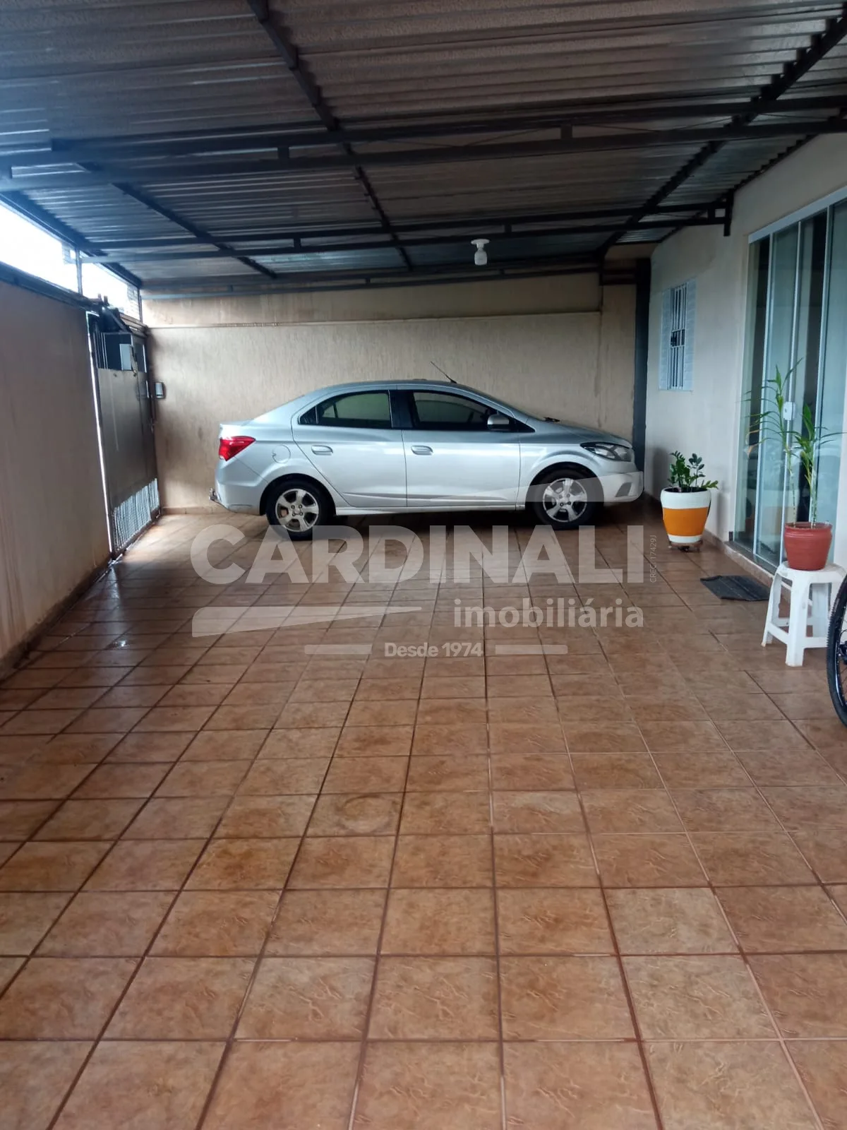 Comprar Casa / Padr&atilde;o em Araraquara R$ 350.000,00 - Foto 2