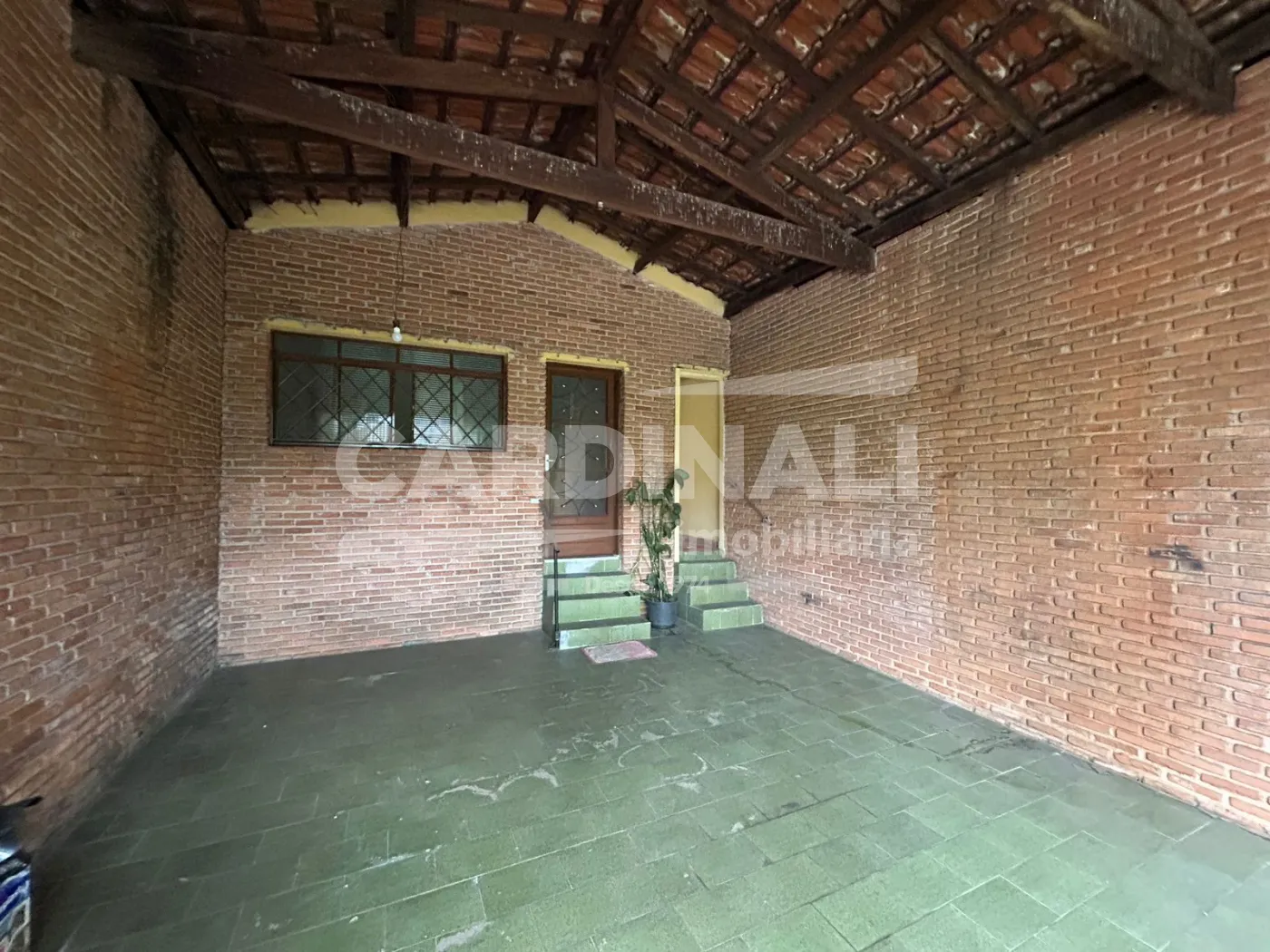 Casa / Padr&atilde;o em S&atilde;o Carlos Alugar por R$1.500,00