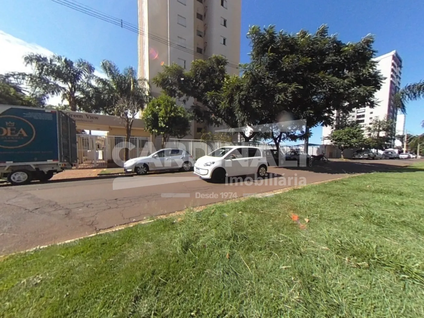 Apartamento / Padr&atilde;o em S&atilde;o Carlos Alugar por R$2.000,00