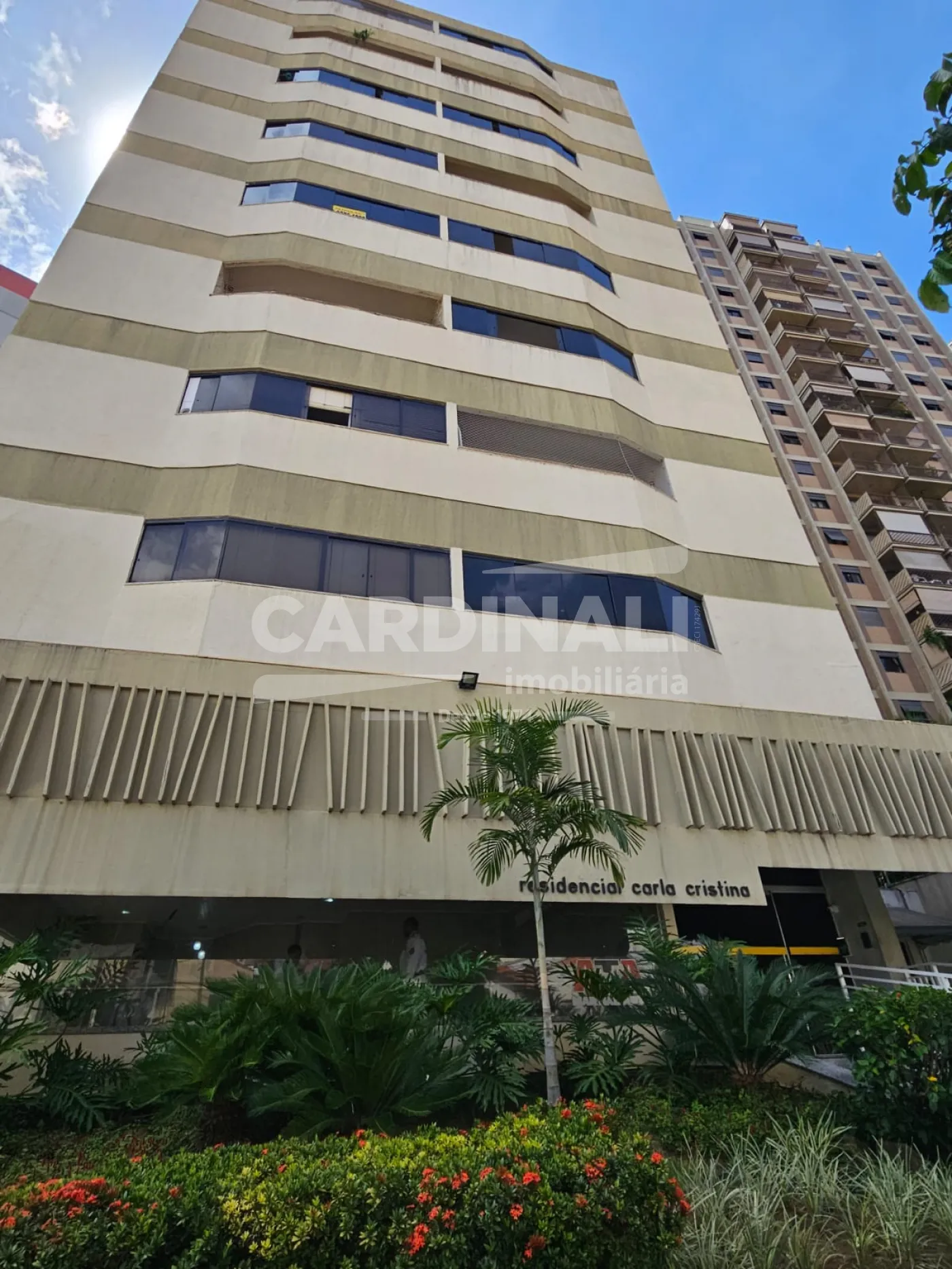 Apartamento / Padr&atilde;o em Campinas Alugar por R$2.200,00