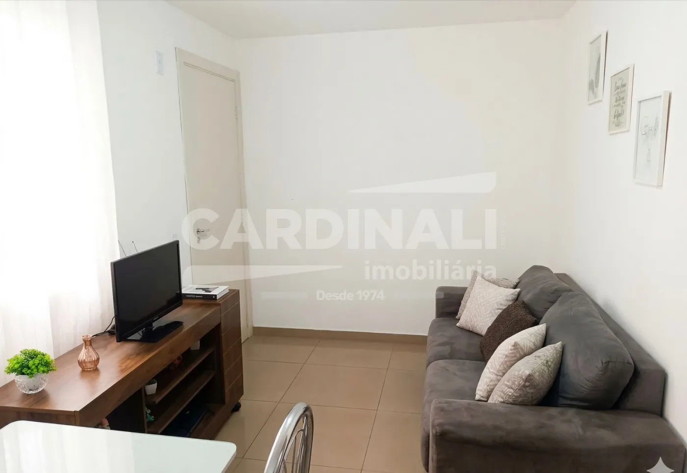 Apartamento / Padr&atilde;o em S&atilde;o Carlos , Comprar por R$170.000,00