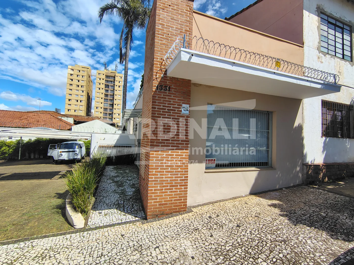 Alugar Comercial / Sala em S&atilde;o Carlos R$ 2.900,00 - Foto 1
