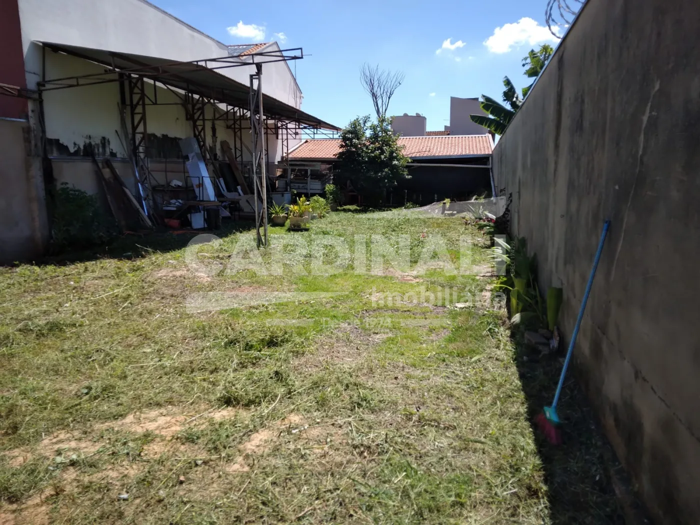 Comprar Terreno / Padr&atilde;o em Araraquara R$ 225.000,00 - Foto 1