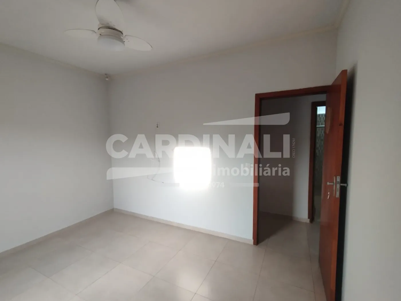 Casa / Padr&atilde;o em S&atilde;o Carlos , Comprar por R$250.000,00