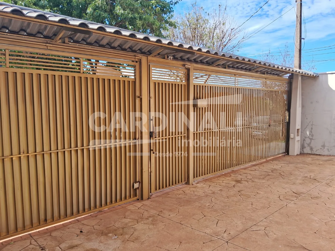 Comprar Casa / Padr&atilde;o em Araraquara R$ 350.000,00 - Foto 1