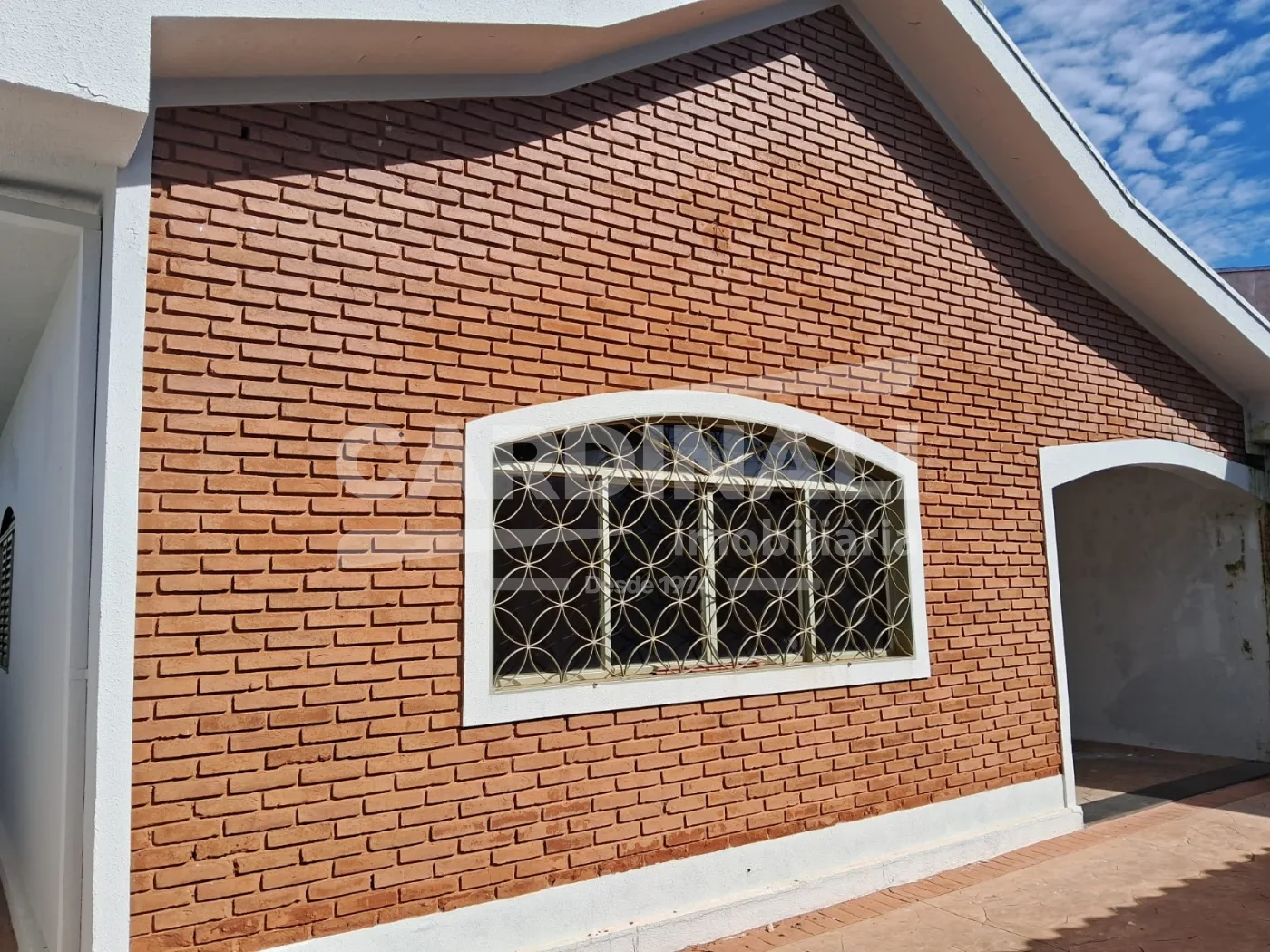 Comprar Casa / Padr&atilde;o em Araraquara R$ 350.000,00 - Foto 2