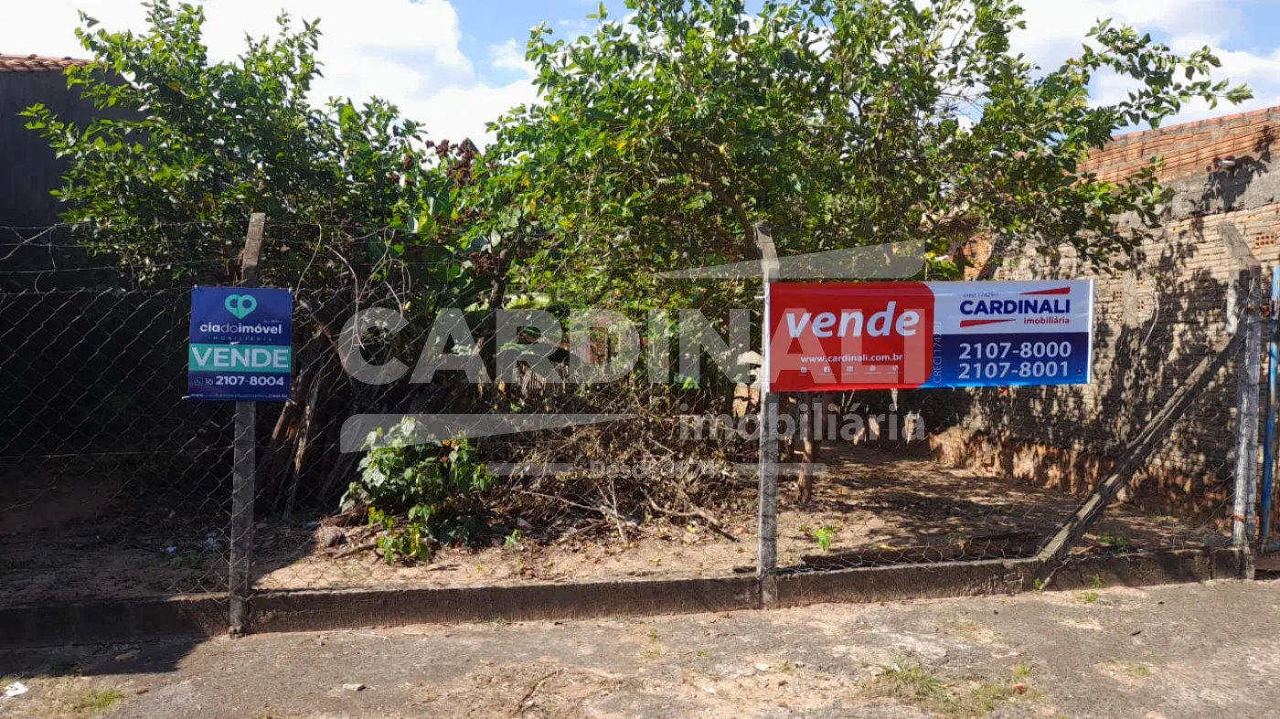 Terreno / Padr&atilde;o em S&atilde;o Carlos , Comprar por R$191.500,00