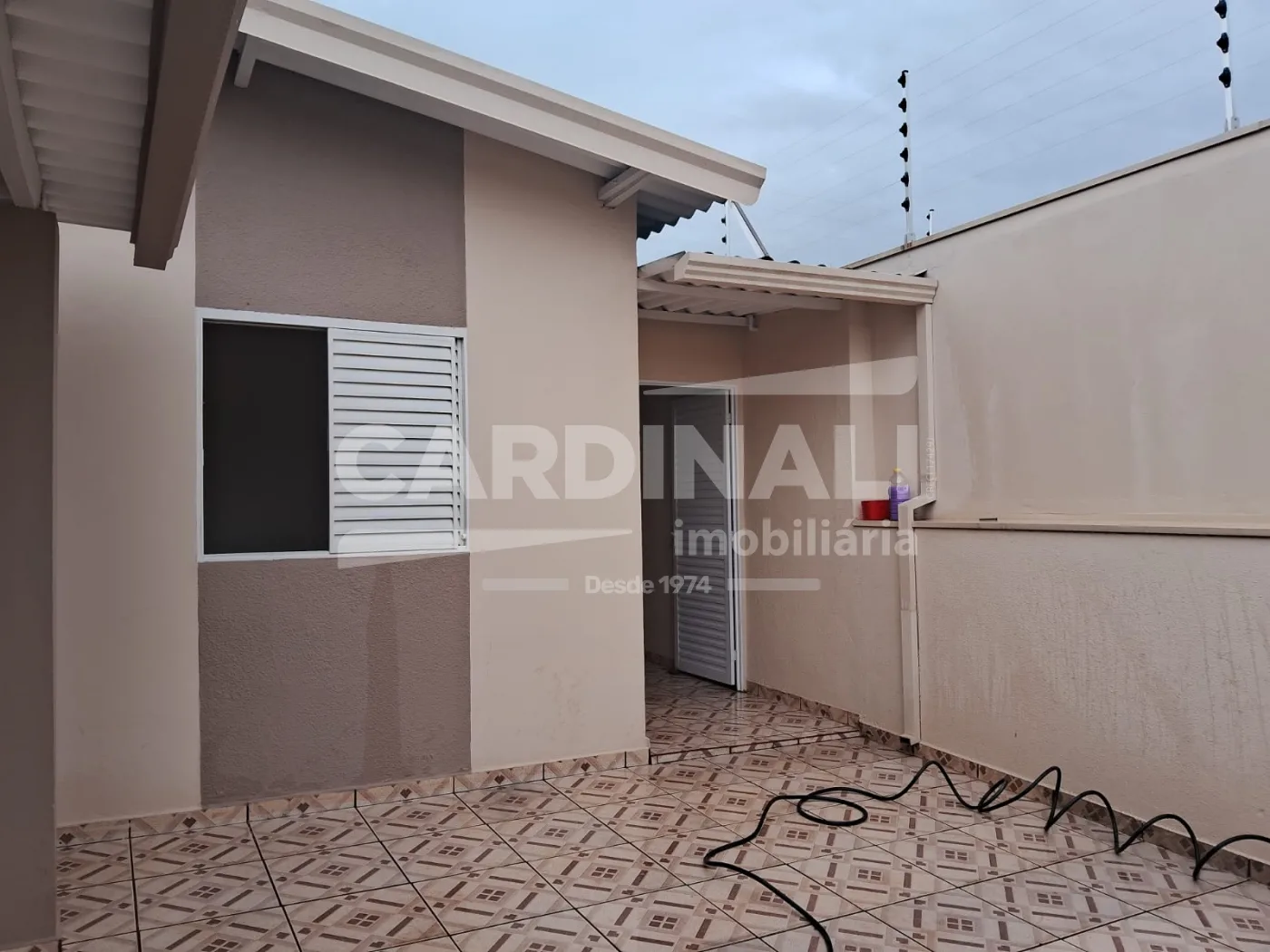Comprar Casa / Padr&atilde;o em Araraquara R$ 320.000,00 - Foto 4