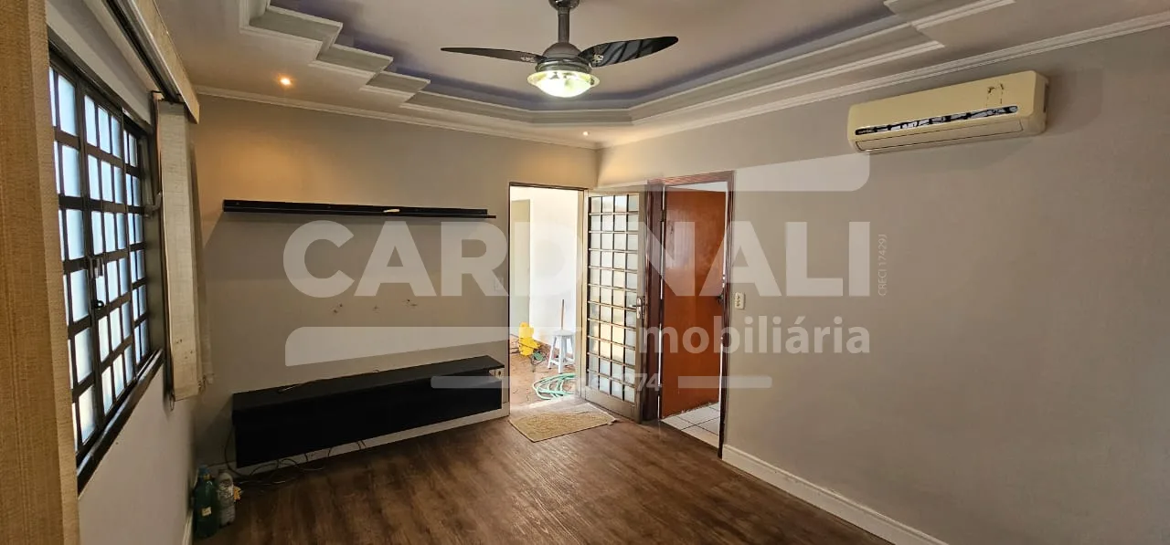 Comprar Casa / Padr&atilde;o em Araraquara R$ 330.000,00 - Foto 6