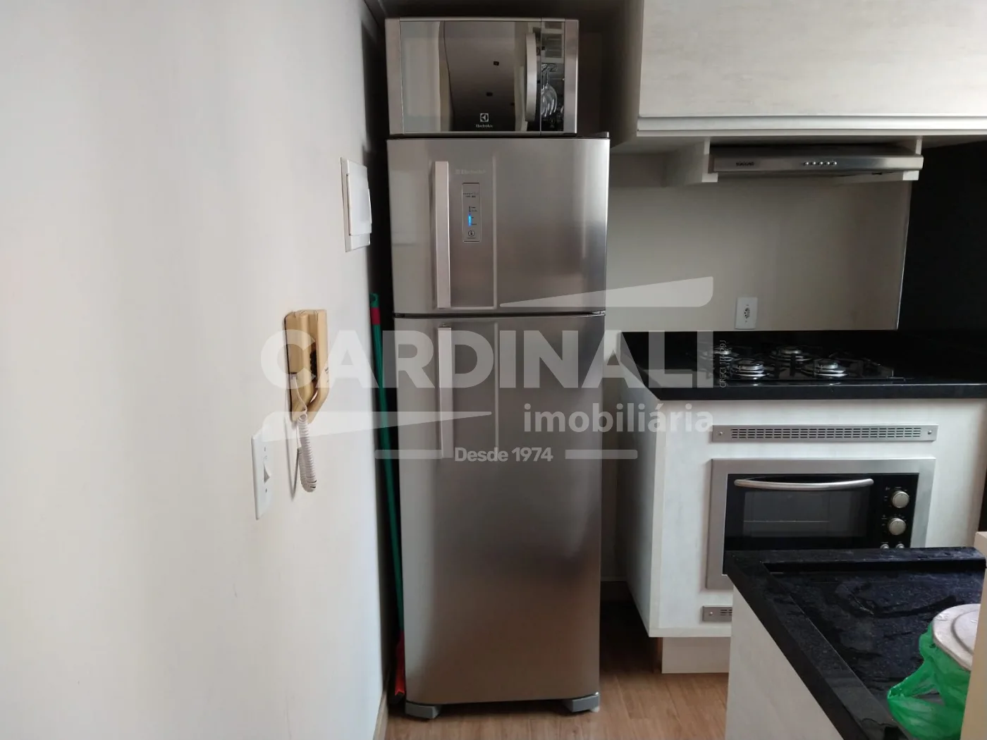 Comprar Apartamento / Padr&atilde;o em Araraquara R$ 300.000,00 - Foto 11