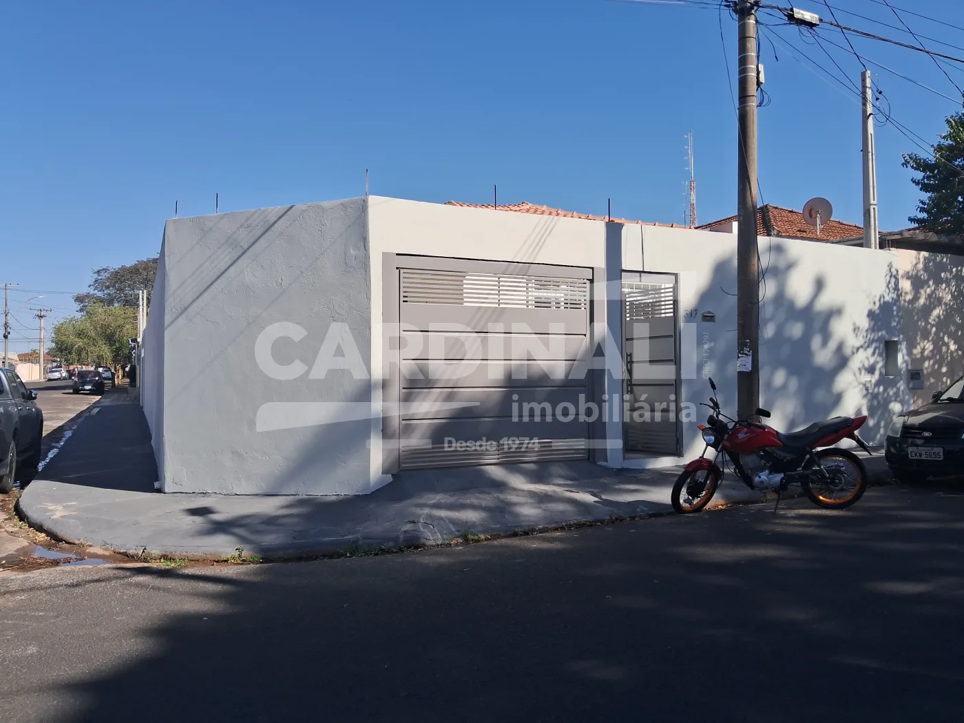 Casa / Padr&atilde;o em Araraquara Alugar por R$2.223,00