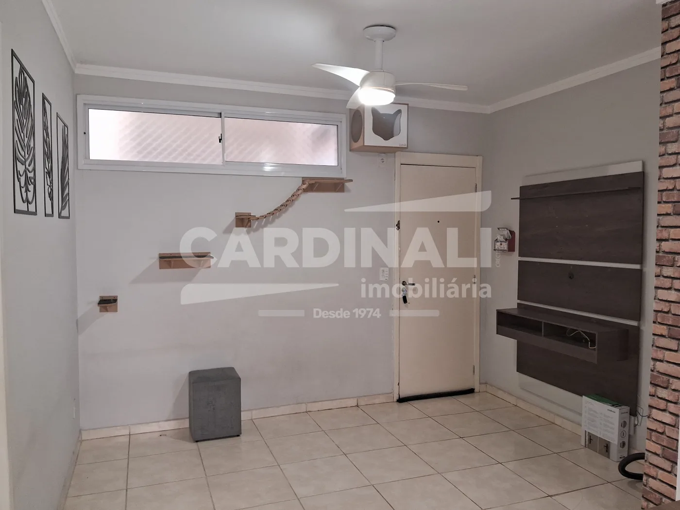 Alugar Apartamento / Padr&atilde;o em Araraquara R$ 990,00 - Foto 2