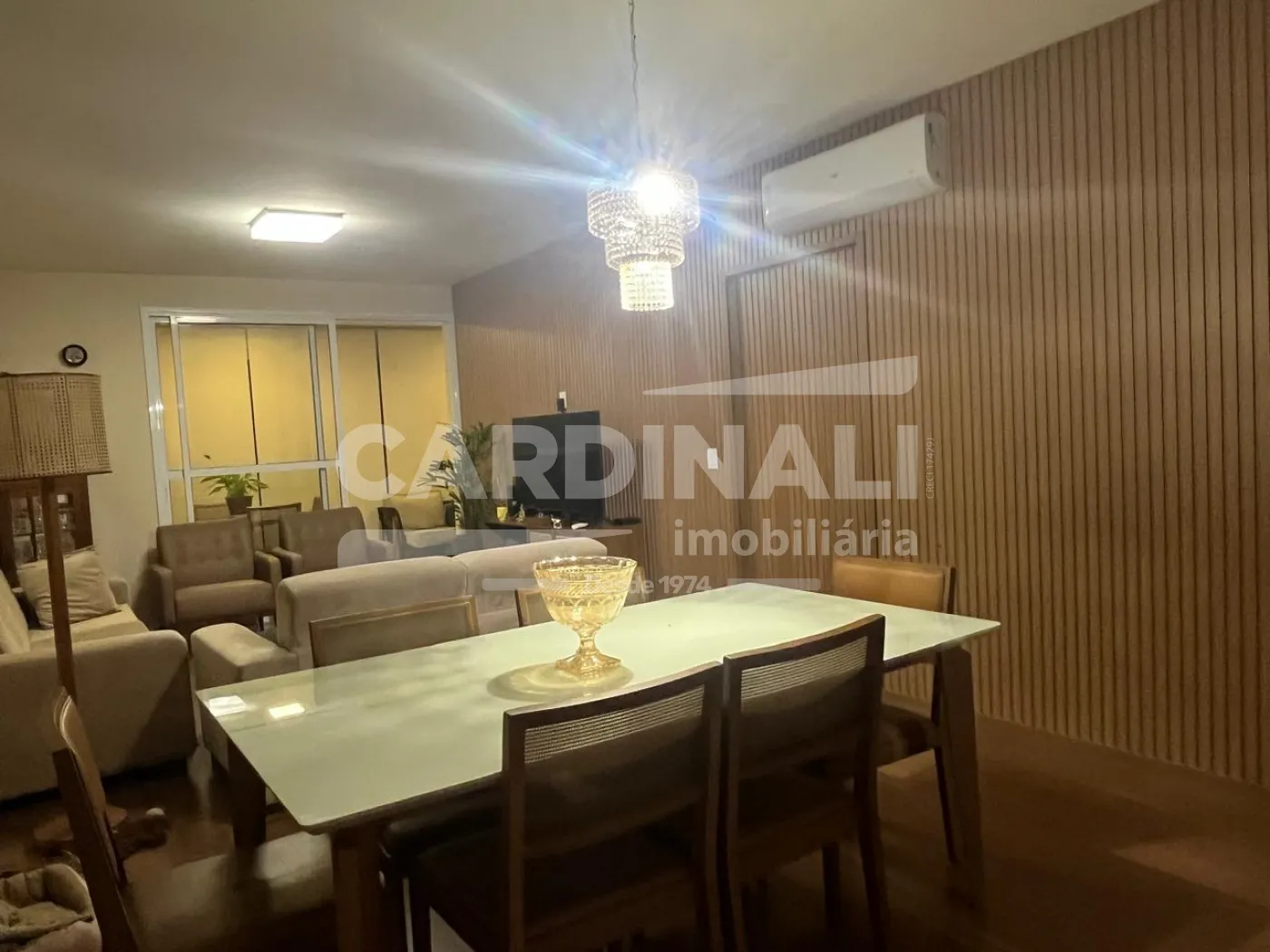 Apartamento / Padr&atilde;o em S&atilde;o Carlos , Comprar por R$1.000.000,00