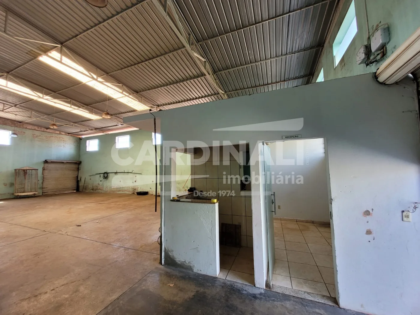 Alugar Comercial / Barrac&atilde;o em Araraquara R$ 3.900,00 - Foto 4