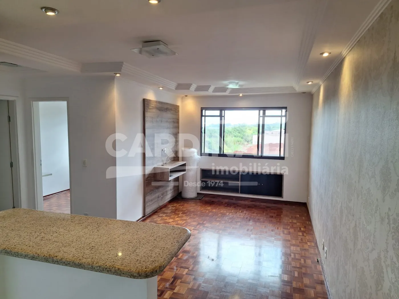 Apartamento / Padr&atilde;o em S&atilde;o Carlos , Comprar por R$330.000,00