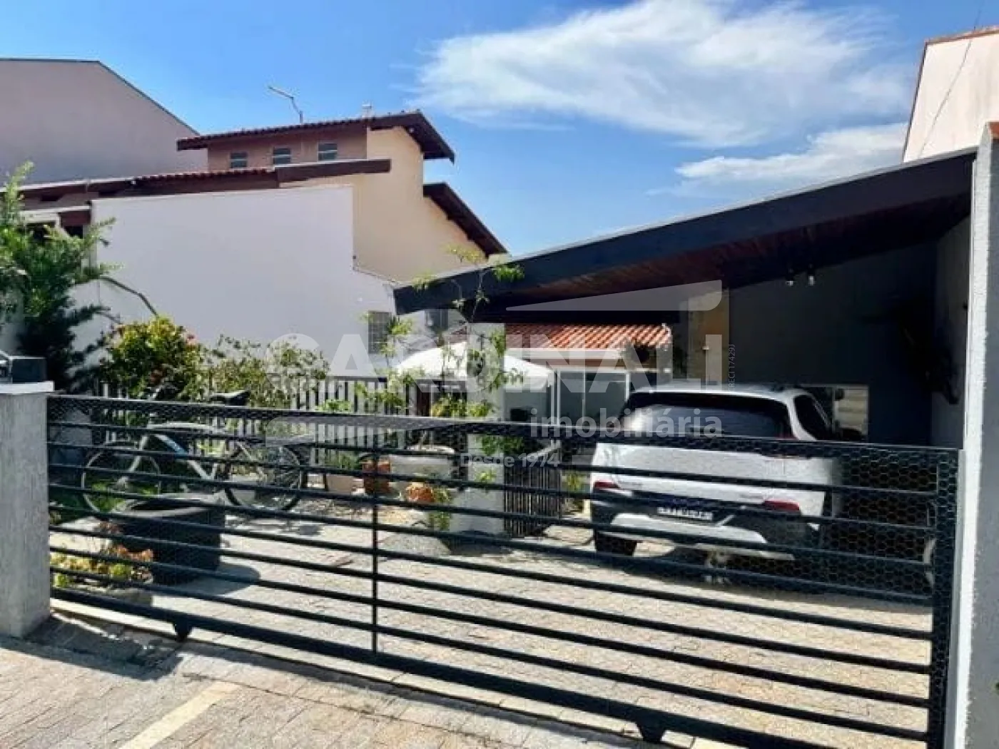 Casa / Condom&iacute;nio em Valinhos , Comprar por R$979.000,00