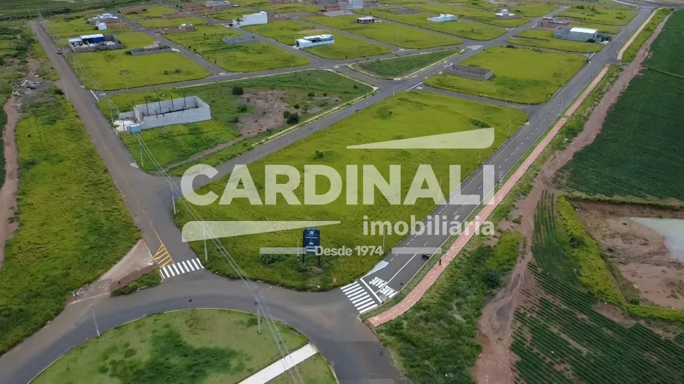 Terreno / Padr&atilde;o em S&atilde;o Carlos , Comprar por R$500.000,00