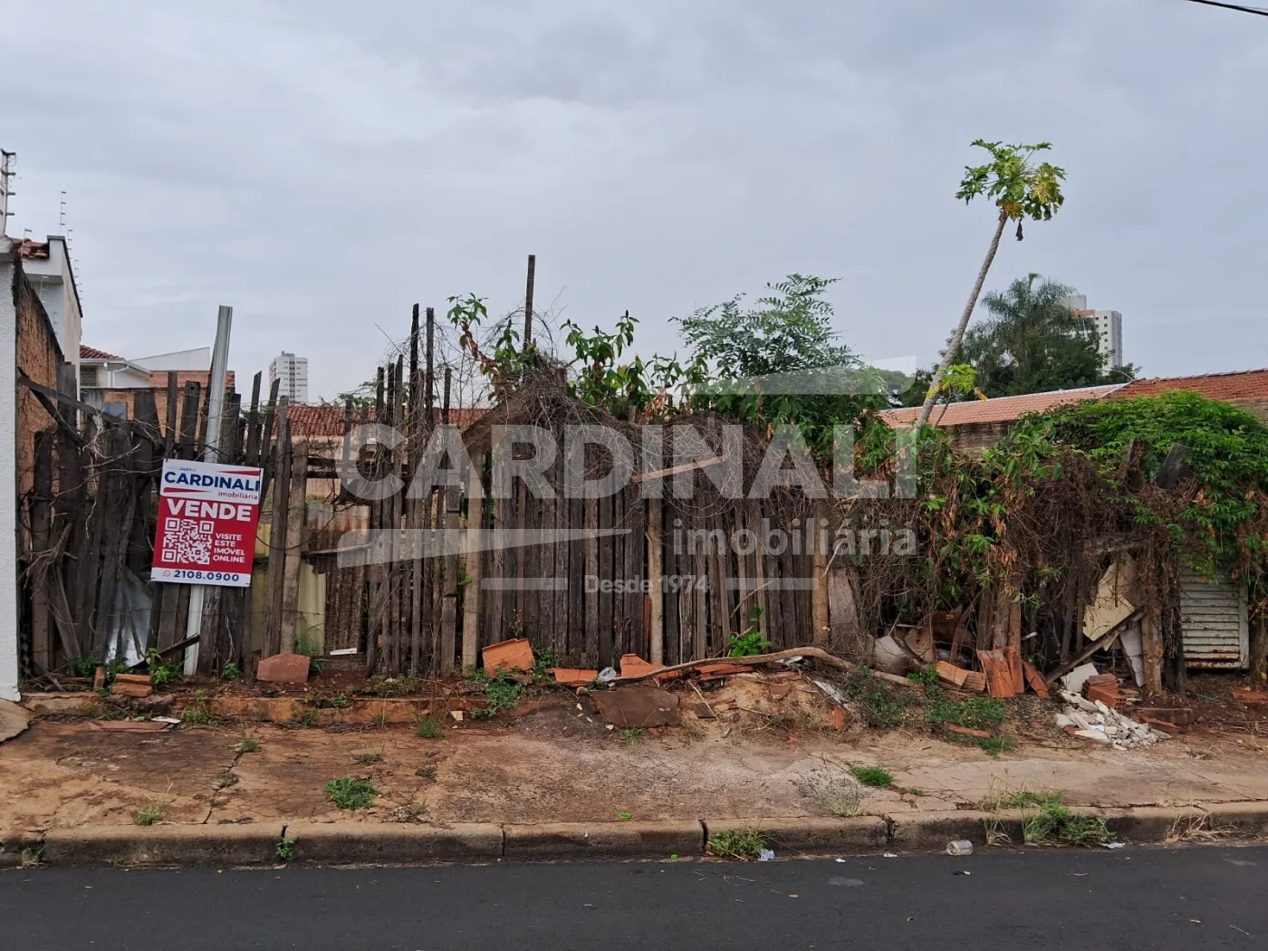 Comprar Terreno / Padr&atilde;o em Araraquara R$ 160.000,00 - Foto 2
