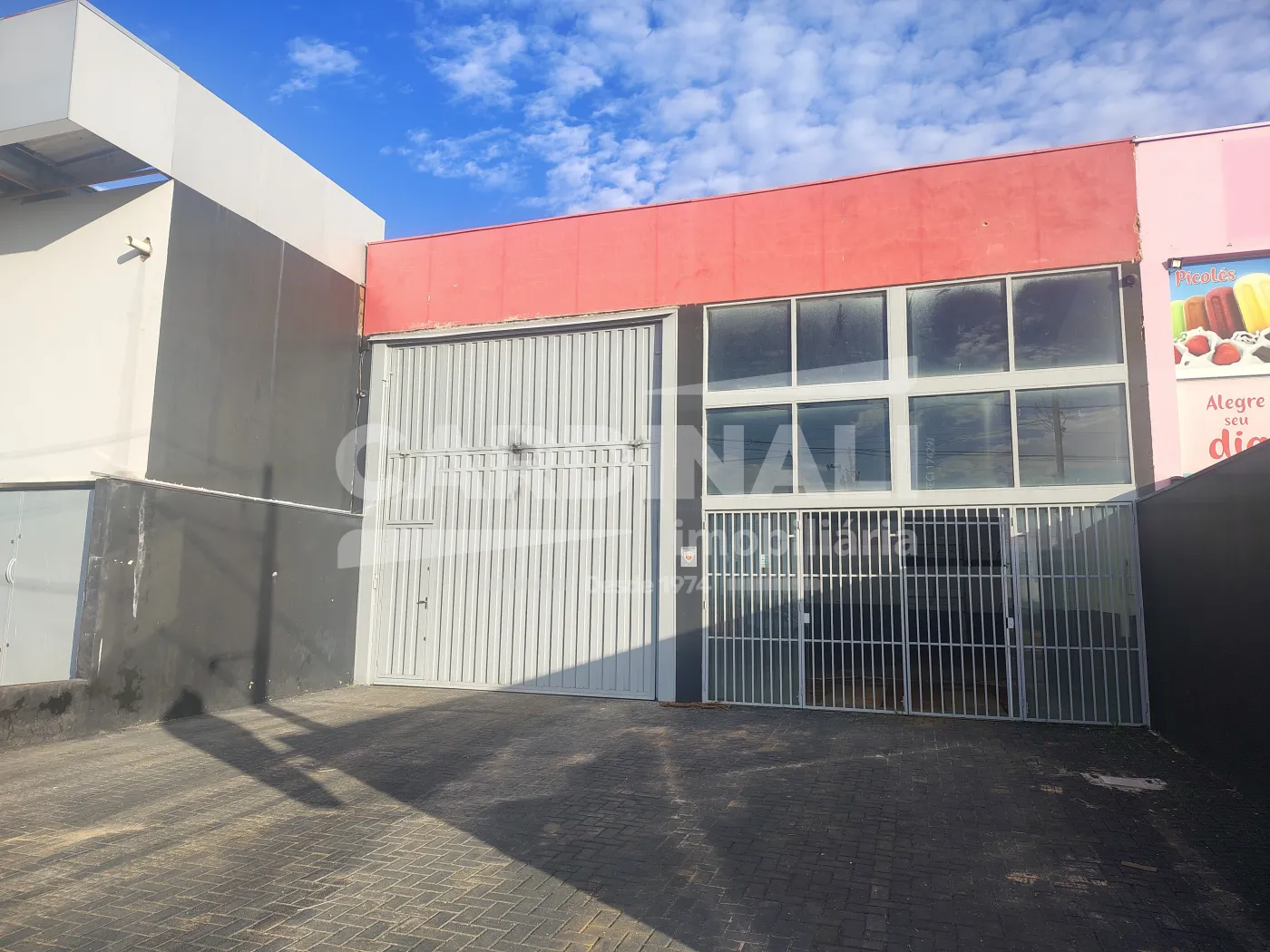 Comercial / Barrac&atilde;o em S&atilde;o Carlos 