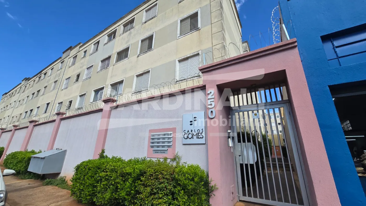 Apartamento / Padr&atilde;o em S&atilde;o Carlos 