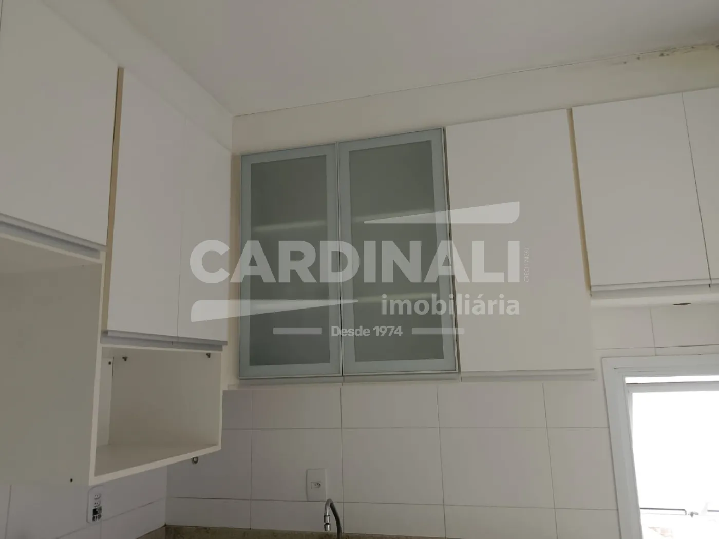 Alugar Apartamento / Padr&atilde;o em Araraquara R$ 2.000,00 - Foto 6