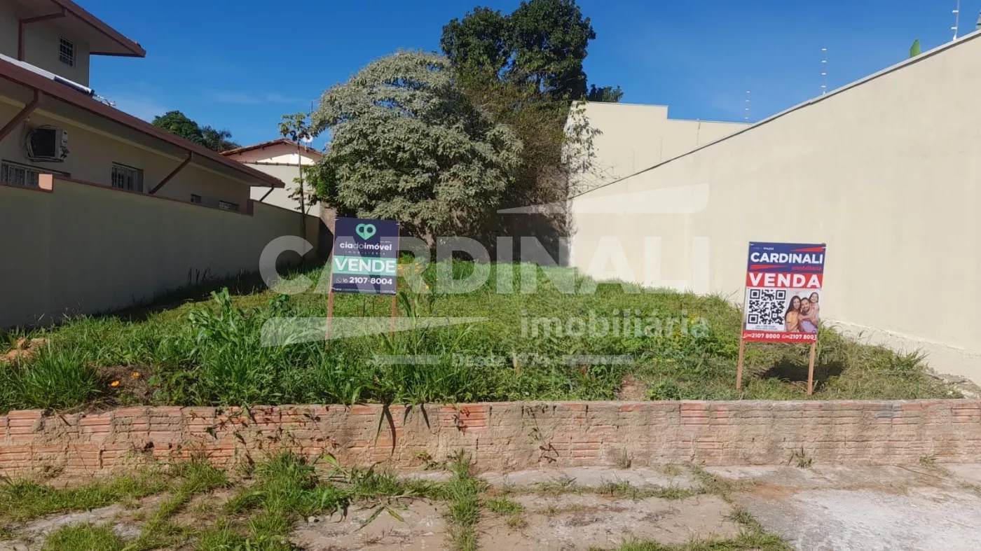 Terreno / Padr&atilde;o em S&atilde;o Carlos 