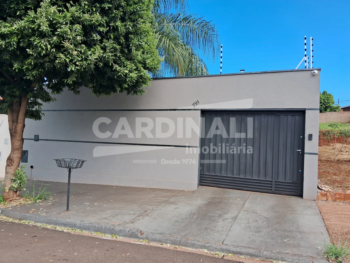 Comprar Casa / Padr&atilde;o em Araraquara R$ 430.000,00 - Foto 1