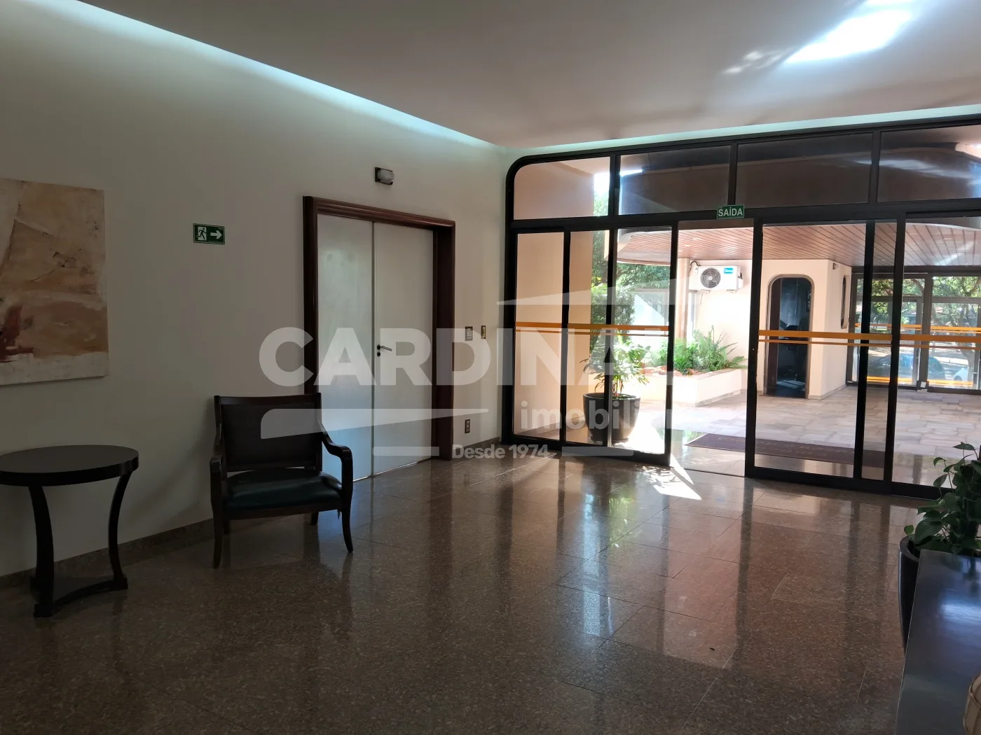 Alugar Apartamento / Padr&atilde;o em Araraquara R$ 2.000,00 - Foto 3