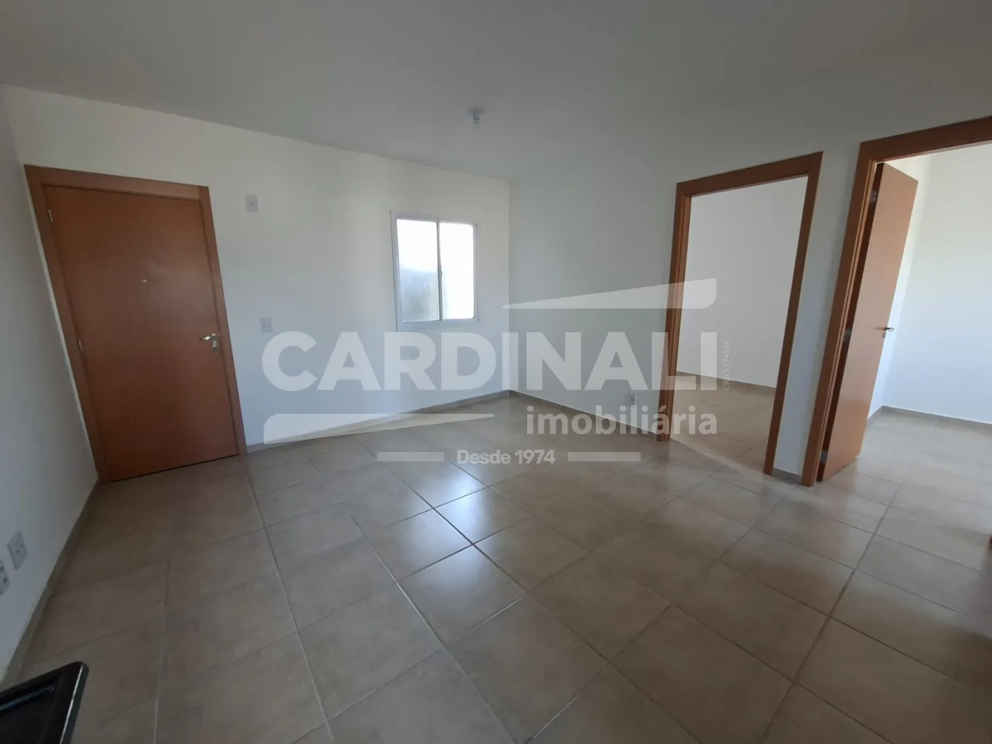 Comprar Apartamento / Padr&atilde;o em Araraquara R$ 175.000,00 - Foto 3