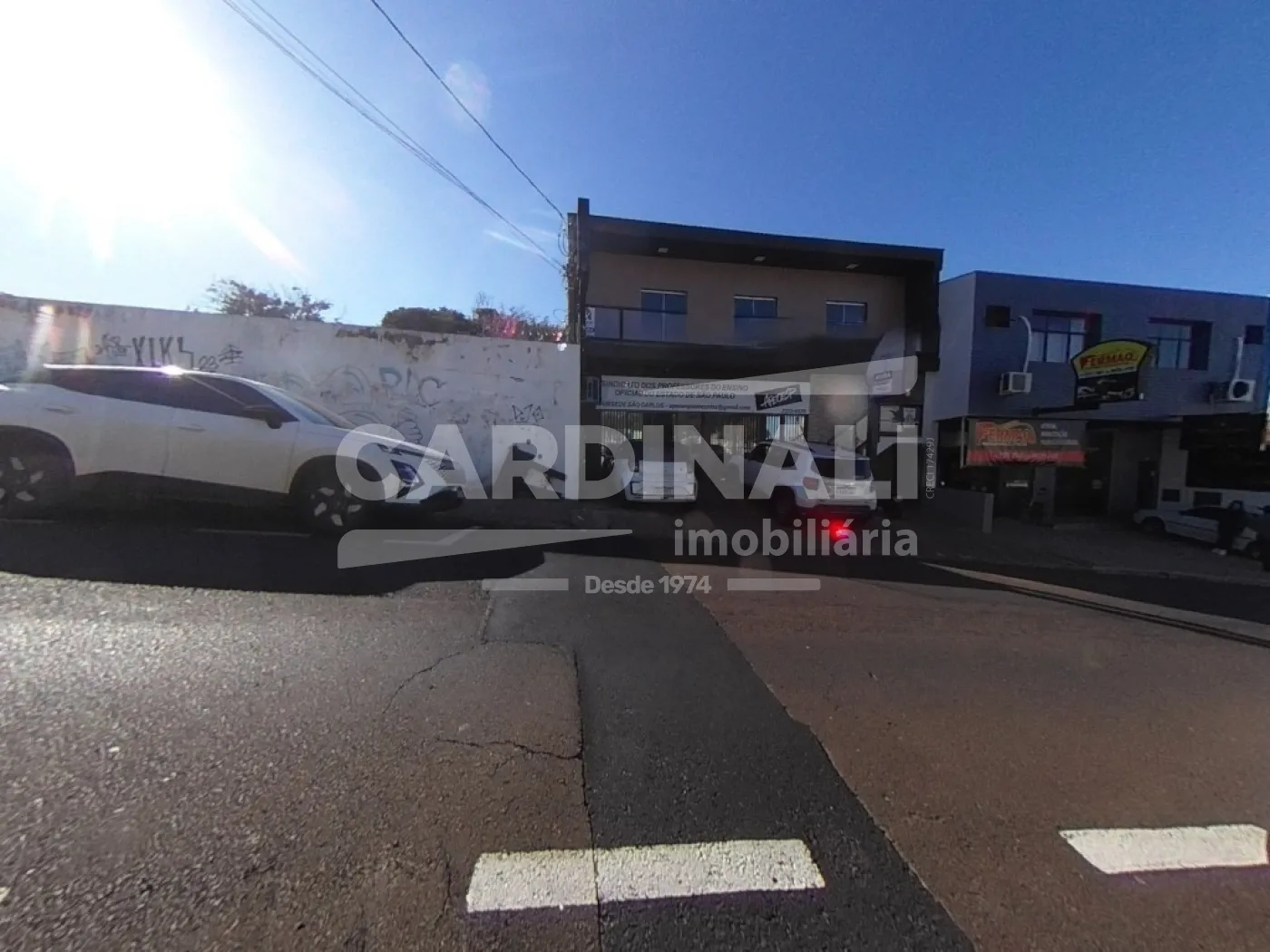 Comercial / Sal&atilde;o em S&atilde;o Carlos Alugar por R$1.800,00